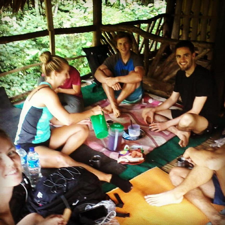 Orangutantreksumatra & Lovely Jungle Lodge Only Book If You Are Treking With Us Bukit Lawang Luaran gambar