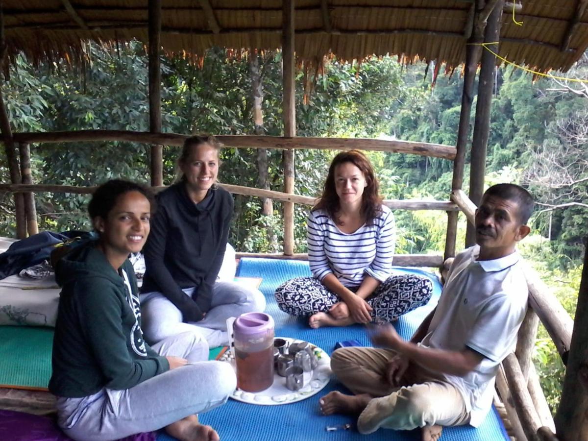 Orangutantreksumatra & Lovely Jungle Lodge Only Book If You Are Treking With Us Bukit Lawang Luaran gambar